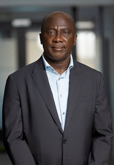 Dr. Samuel Amo Tobbin